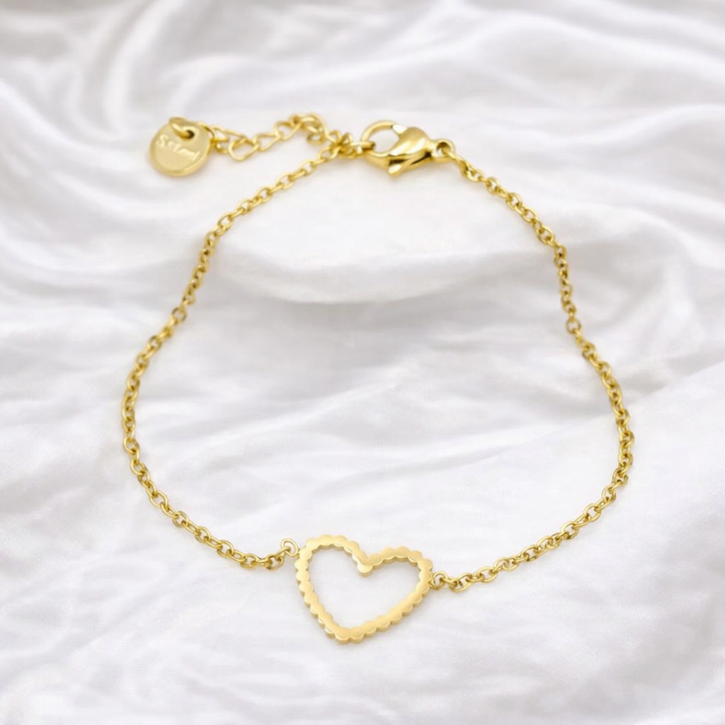 Scalloped Heart Bracelet