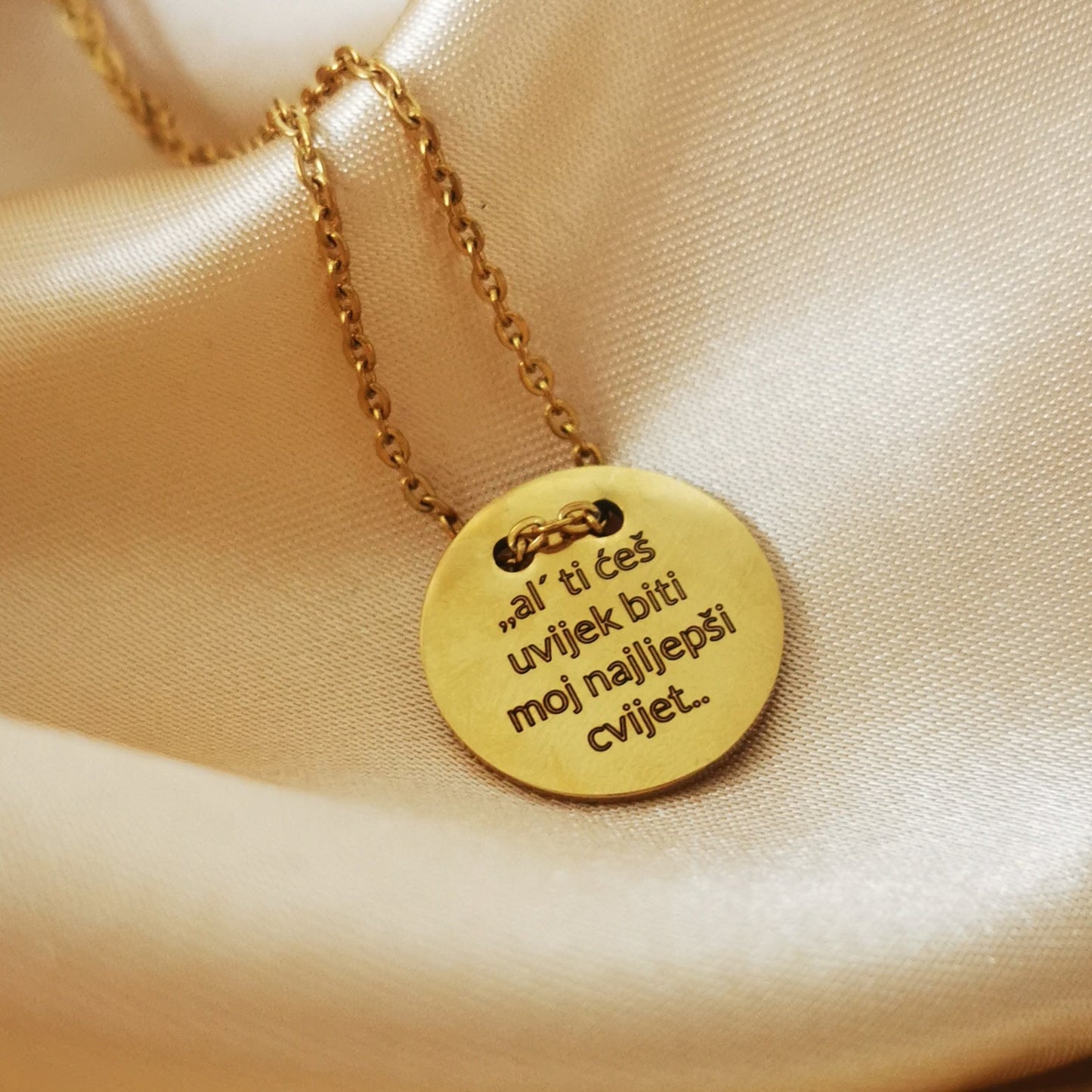 Large medallion througt