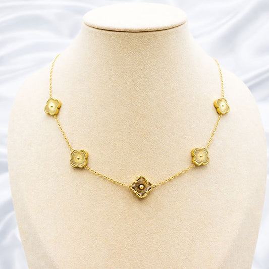 Golden Bloom – Ogrlica s cvjetnim medaljonima
