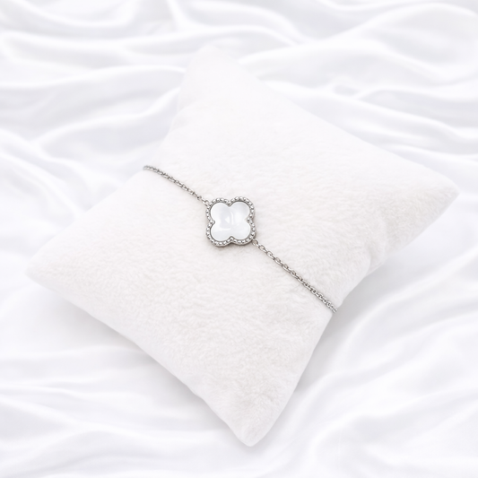 White Clover Elegance Bracelet