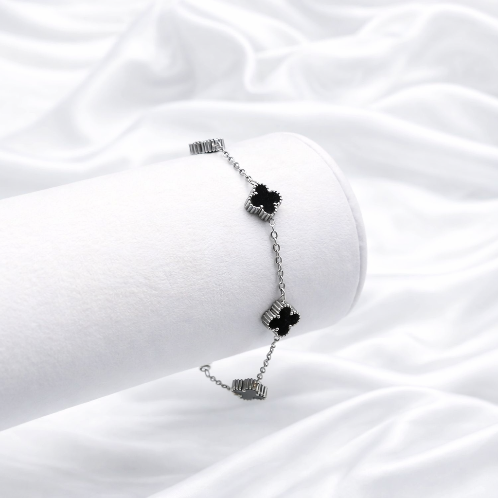 Black Clover Elegance Bracelet